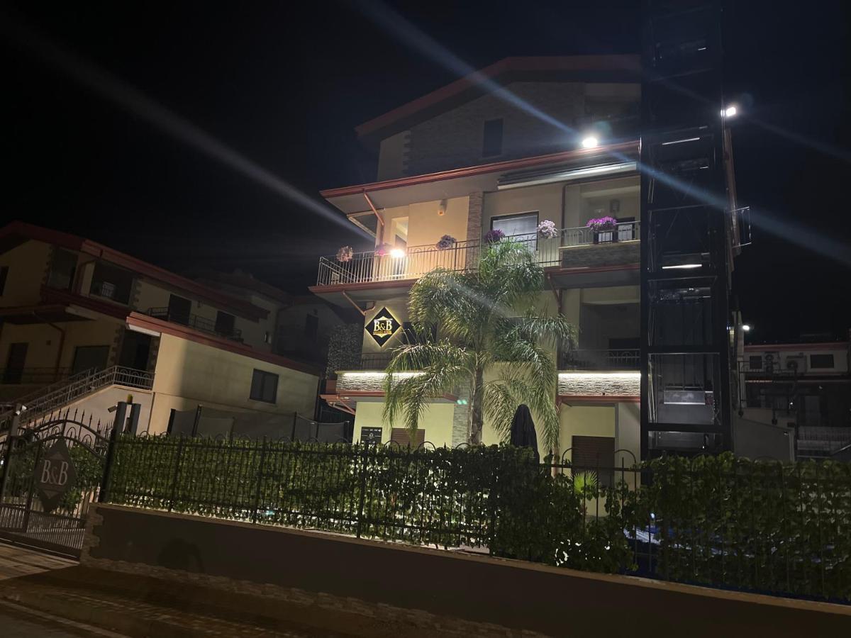 B&B Golden House & Spa Rose Esterno foto