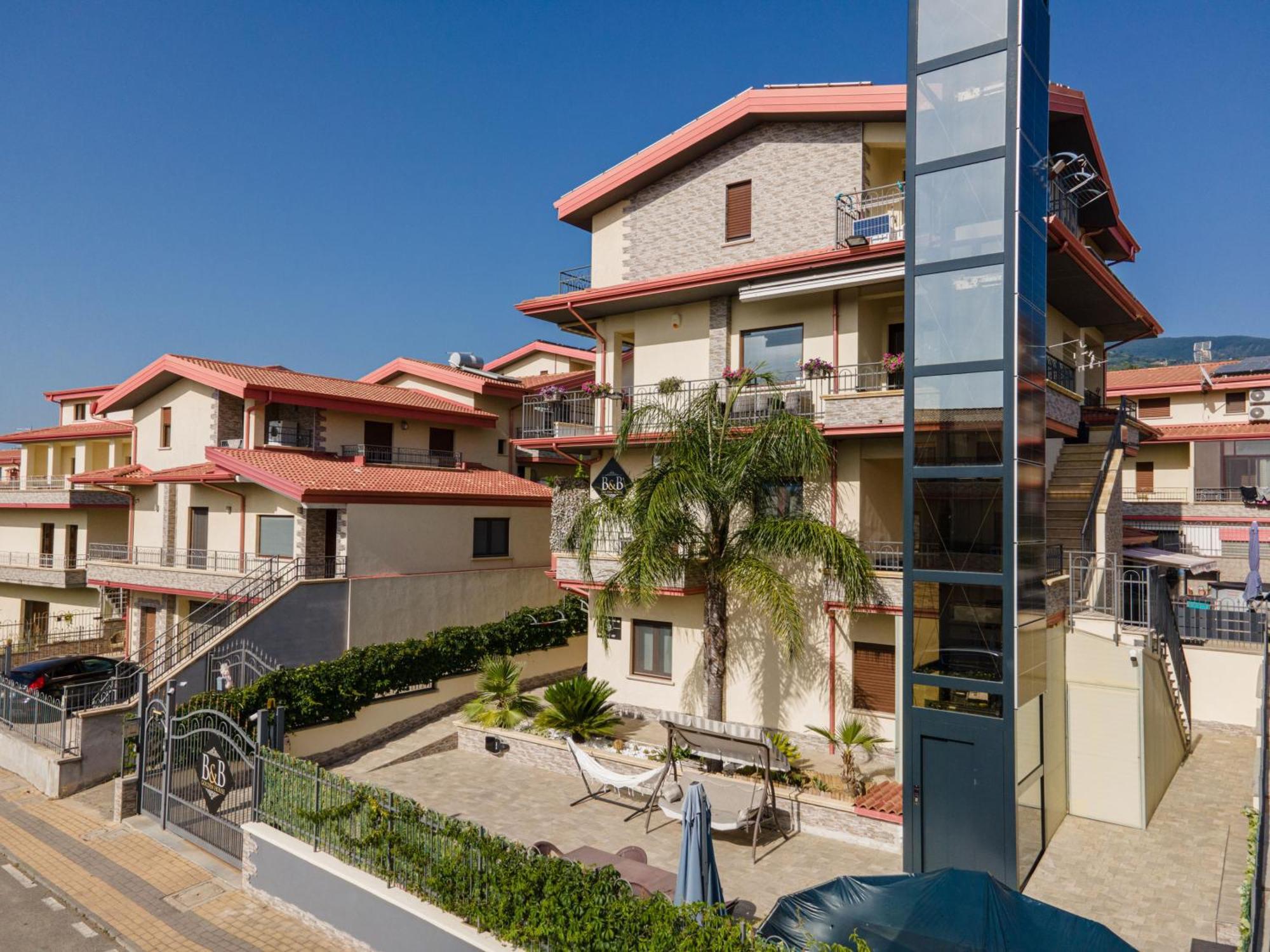 B&B Golden House & Spa Rose Esterno foto