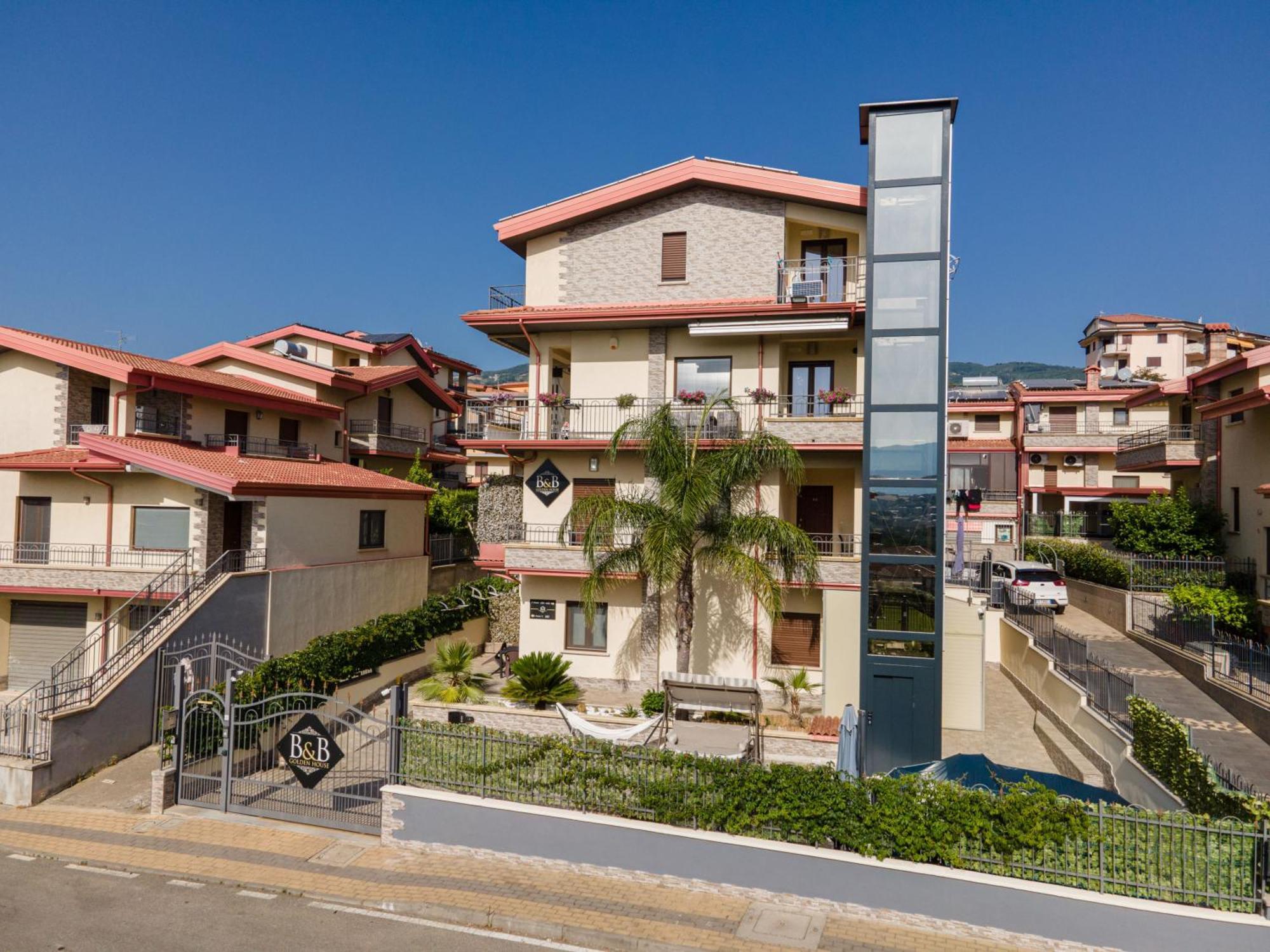 B&B Golden House & Spa Rose Esterno foto