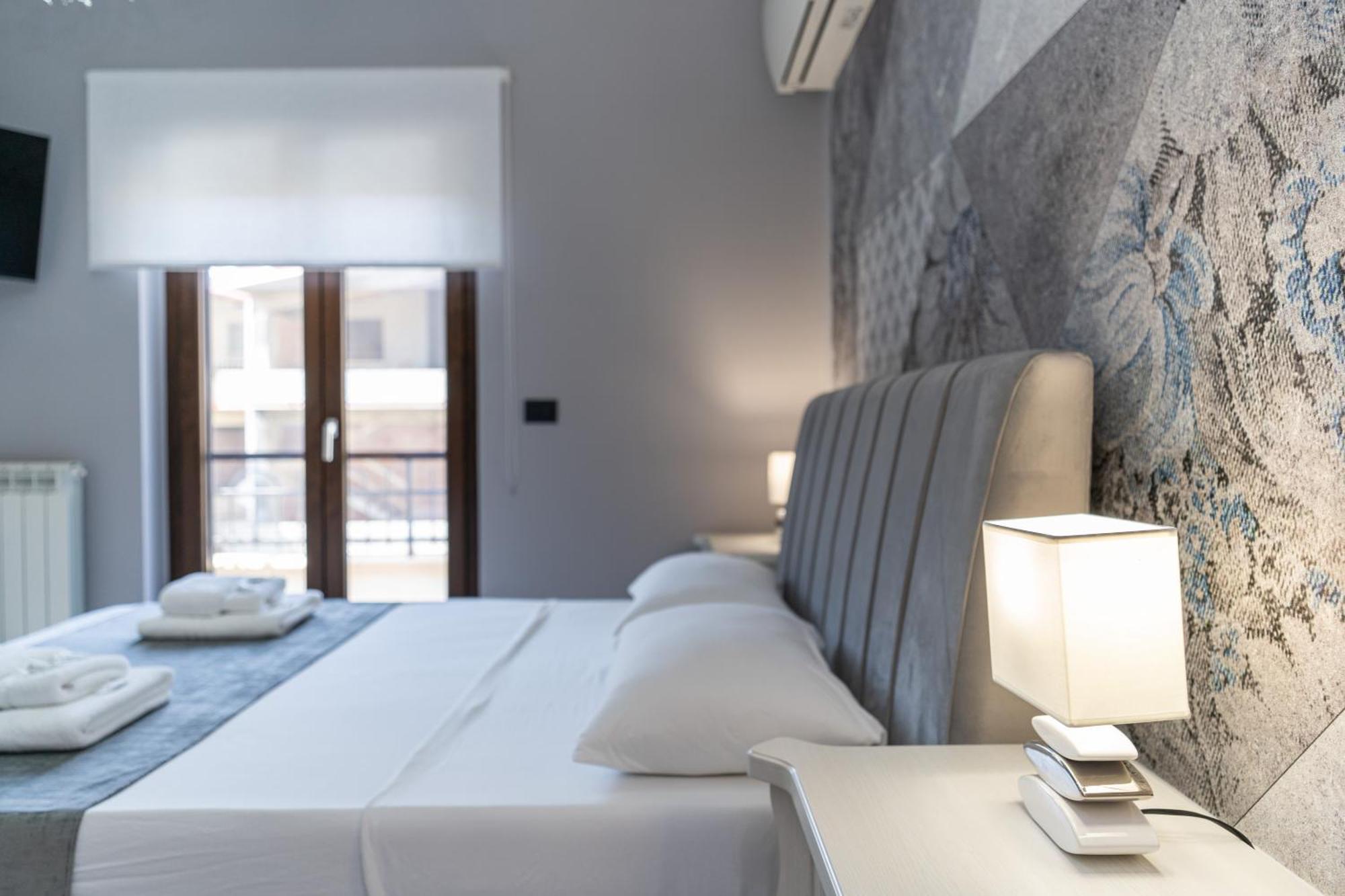 B&B Golden House & Spa Rose Esterno foto