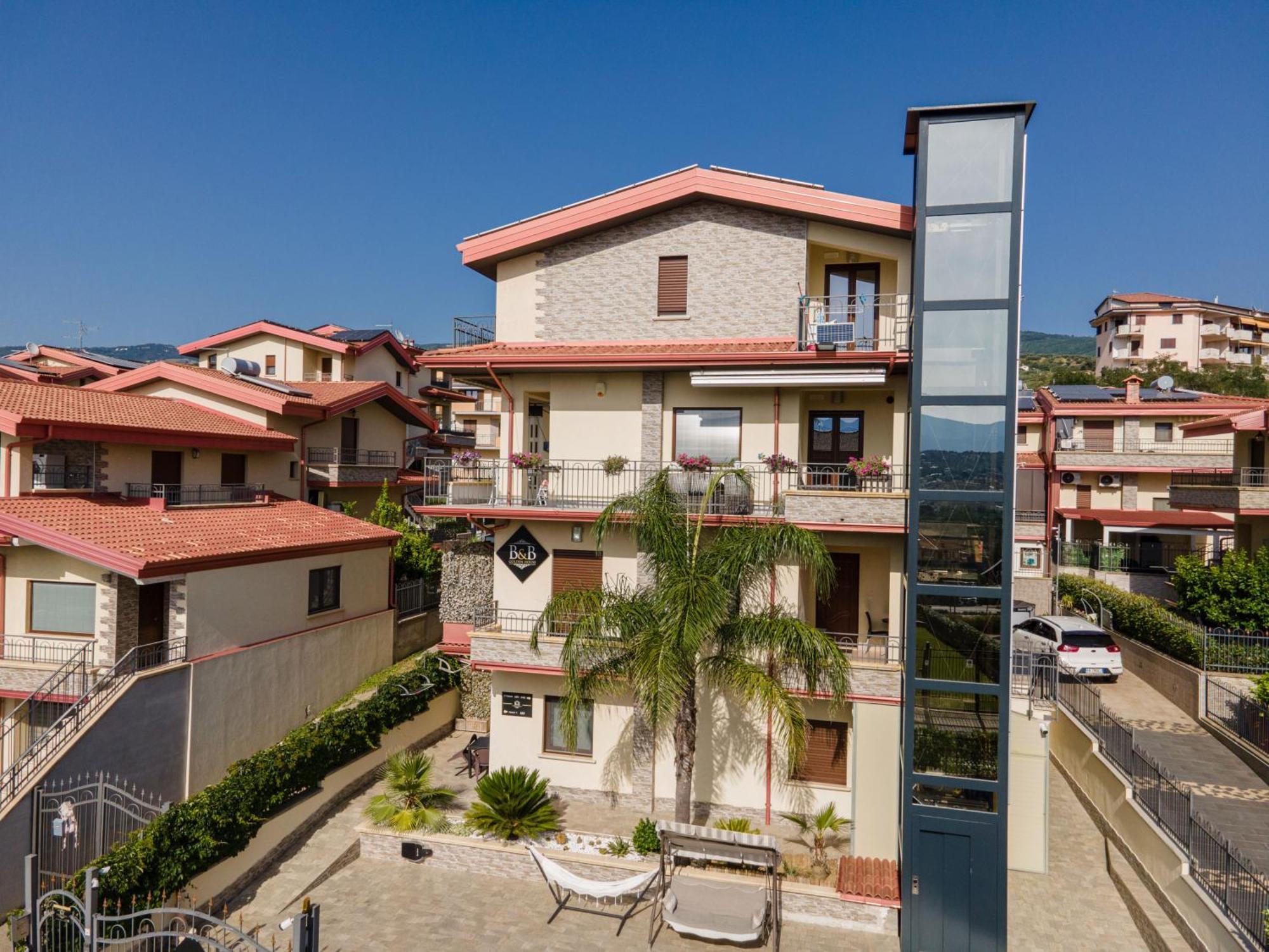 B&B Golden House & Spa Rose Esterno foto