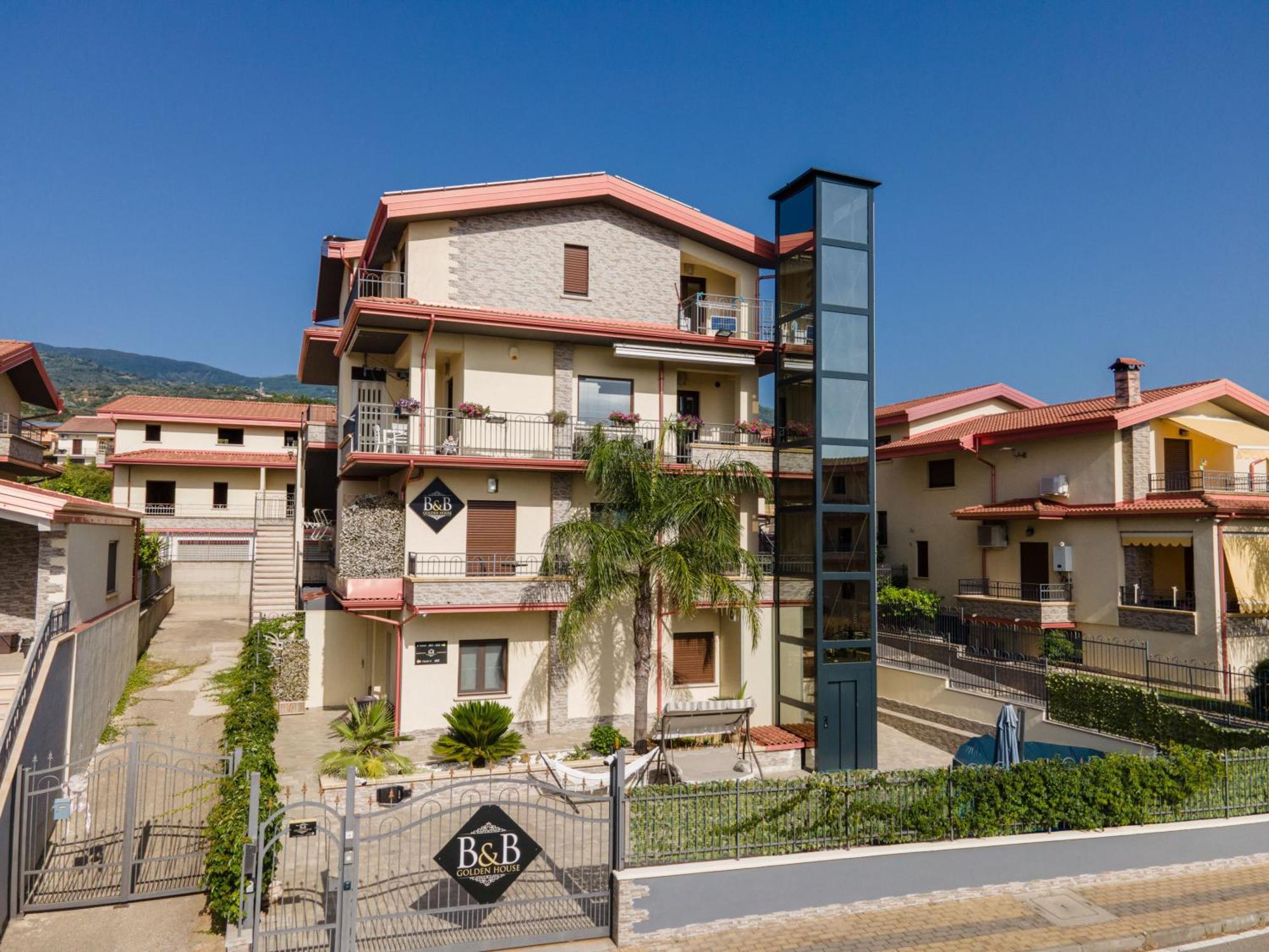 B&B Golden House & Spa Rose Esterno foto