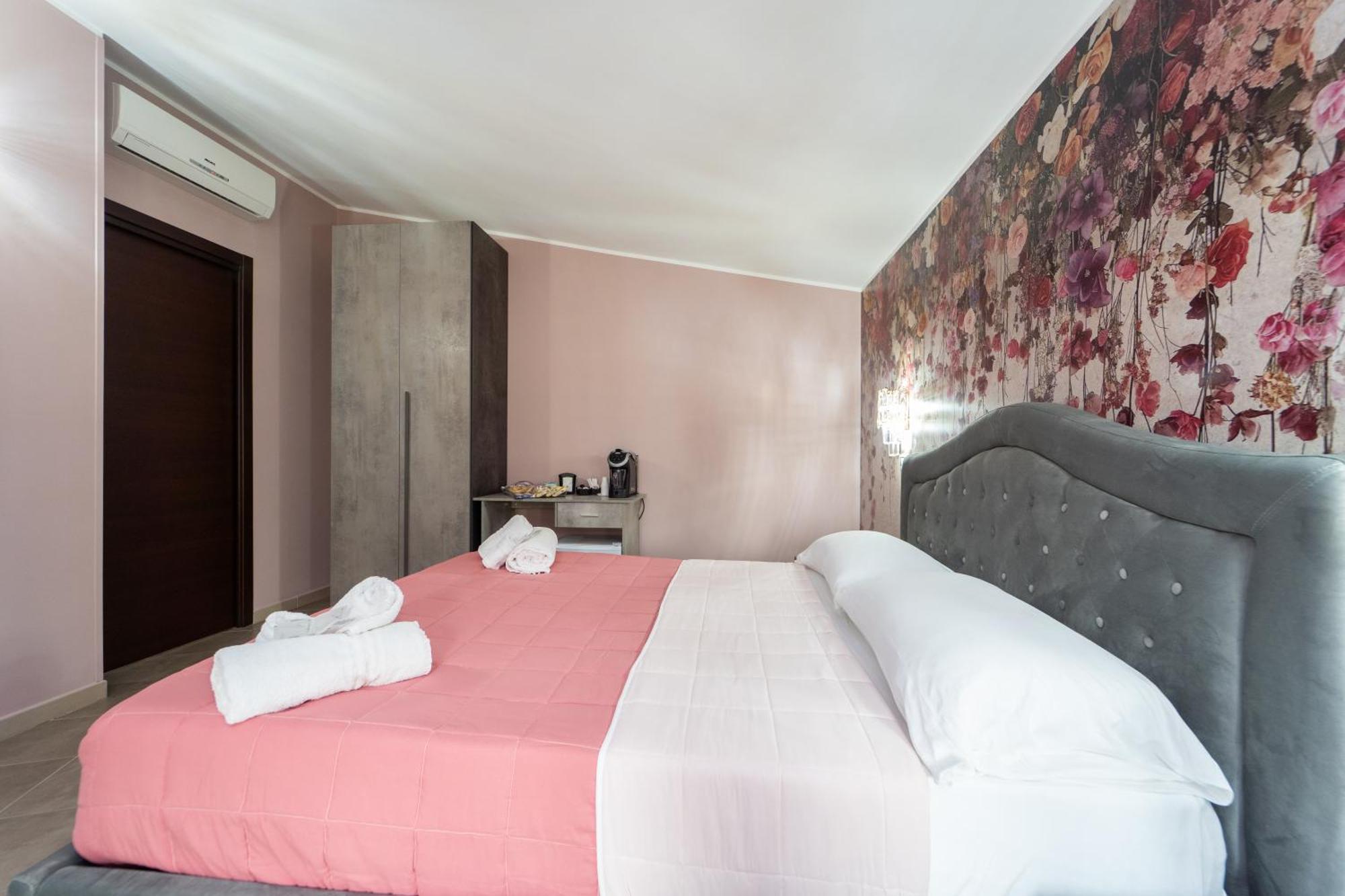 B&B Golden House & Spa Rose Esterno foto